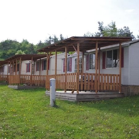 Hotel Mobilheimy U Prehrady Horní Dunajovice Zewnętrze zdjęcie