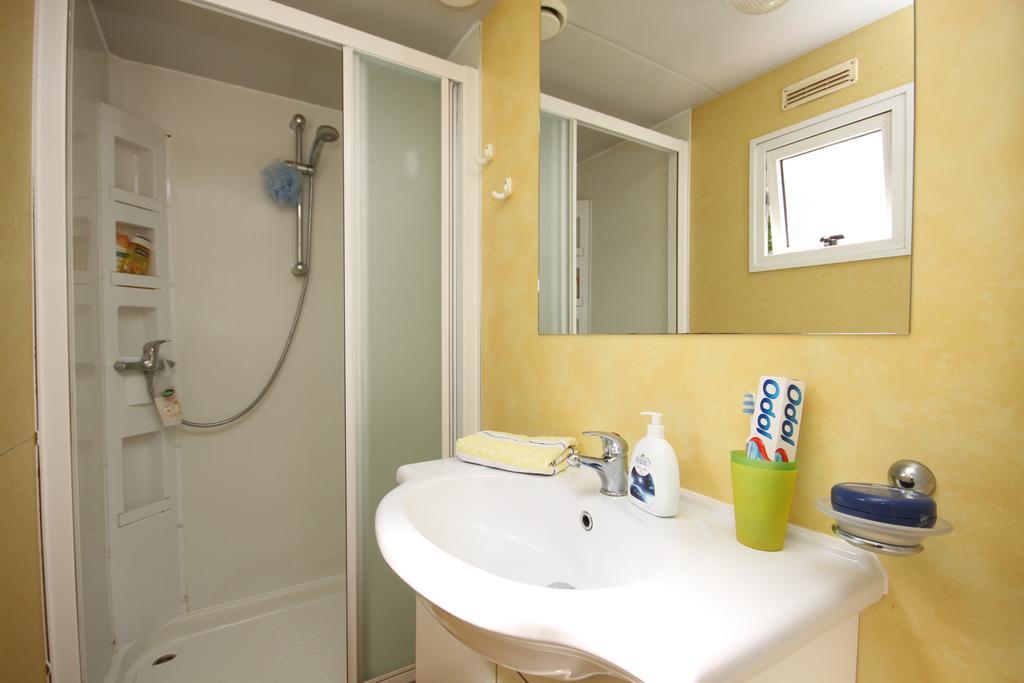 Hotel Mobilheimy U Prehrady Horní Dunajovice Zewnętrze zdjęcie